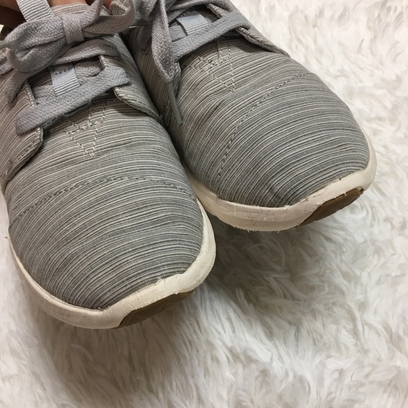 ❌SOLD❌ Toms Light Gray Stripe Del Ray Sneaker - Picture 6 of 8